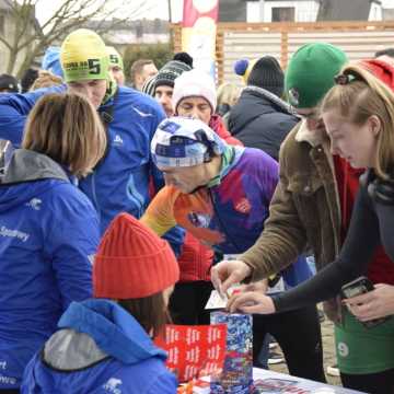 [WIDEO] Glinianki parkRUN w Radomsku. Bieg dla zdrowia i WOŚP 2025