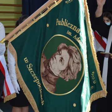 Szkoła w Szczepocicach ma już swojego patrona