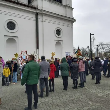 Orszak Trzech Króli w Radomsku: radość i kolędy