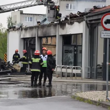 Pogorzelisko po markecie Lidl
