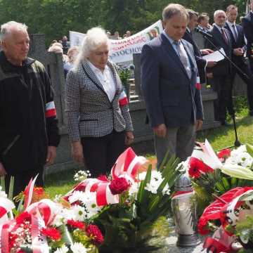 W Bąkowej Górze upamiętniono 77. rocznicę mordu żołnierzy KWP