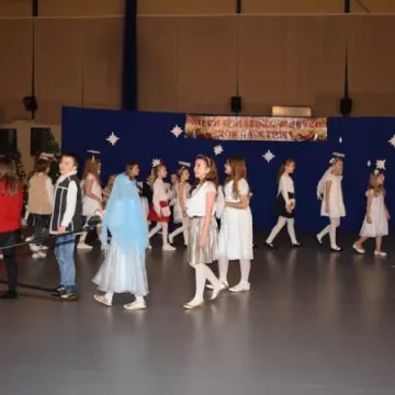 Charytatywna „Gwiazdka w sercu” w PSP nr 6 w Radomsku