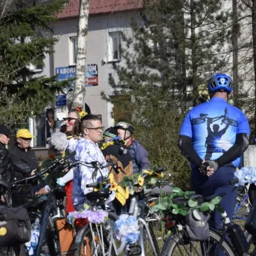 Tradycja na dwóch kółkach. Wiosna przywitana na rowerach