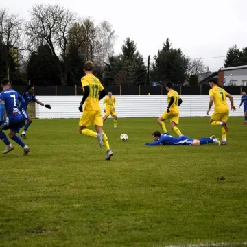 Lider nie zawiódł. RKS pewnie wygrywa z Omegą Kleszczów