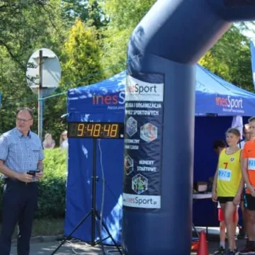 Przebiegli ulicami miasta