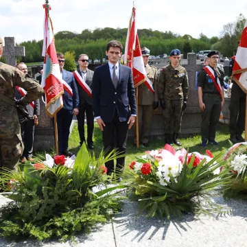 W Bąkowej Górze upamiętniono zamordowanych żołnierzy KWP