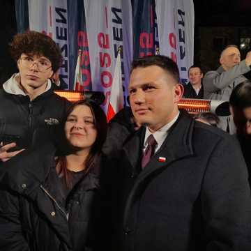 [WIDEO] Tak dla prostych podatków. Nie dla imigracji. Sławomir Mentzen pojawił się w Radomsku