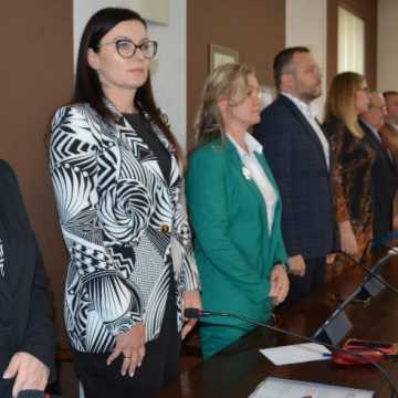 Zmiany w budżecie i minuta ciszy na sesji Rady Powiatu Radomszczańskiego