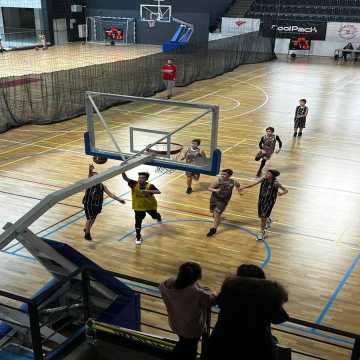 Udana gra UKKS Radomsko w Mini Basket Lidze