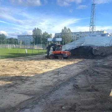 Stara trybuna zniknęła ze stadionu miejskiego