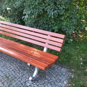 Co z ławkami na placu 3 Maja? Wracają na swoje miejsce