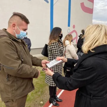 Przy PSP3 w Radomsku powstał kompleks lekkoatletyczny