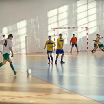 Młodzi piłkarze walczą o puchary