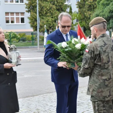 W Radomsku upamiętniono 77. rocznicę utworzenia KWP