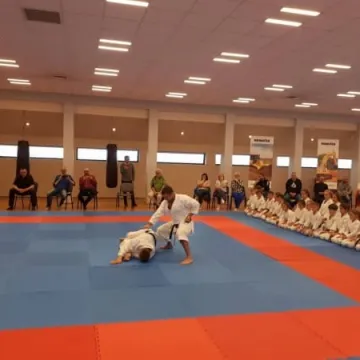 Ambasador Japonii w DOJO