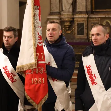 W Radomsku upamiętniono 41. rocznicę wprowadzenia stanu wojennego