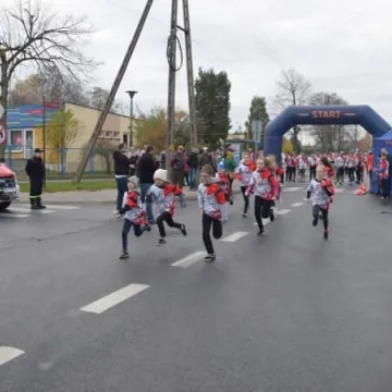 Pobiegli i uczcili rocznicę odzyskania niepodległości 
