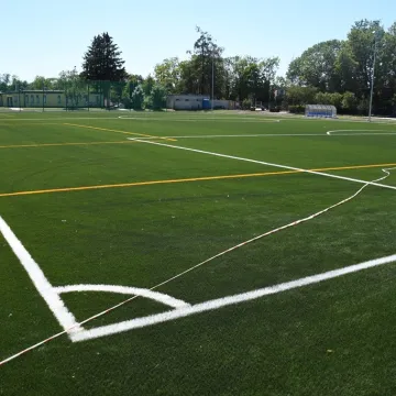 Piotrków Tryb.: sztuczna murawa na Concordii coraz bliżej