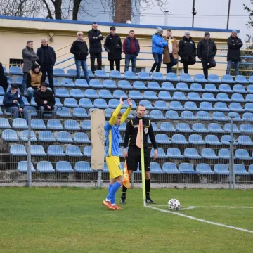 Hit jesieni na remis RKS Radomsko – Warta Sieradz 0:0