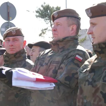 Cześć i chwała bohaterom!