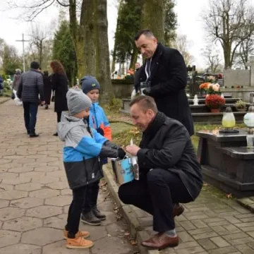 Kwesta na radomszczańskich cmentarzach