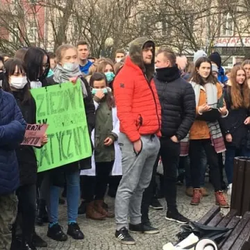 Młodzieżowy strajk klimatyczny w Radomsku