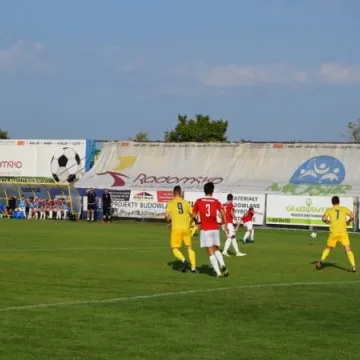 RKS przegrywa na własnym stadionie z Pogonią Grodzisk
