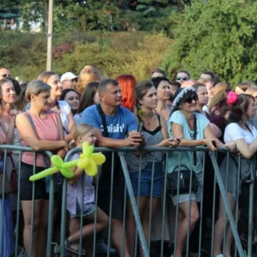 Finał „Letniego Grania” - Roksana Węgiel i Kwiat Jabłoni