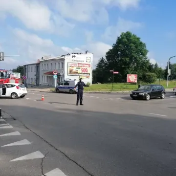 Nie ustąpiła pierwszeństwa