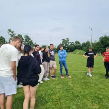 Lekcja patriotyzmu i bezpieczeństwa w ZSP w Dobryszycach