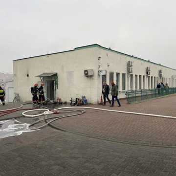 Pożar Powiatowego Urzędu Pracy w Radomsku. Było duże zagrożenie dla pracowników