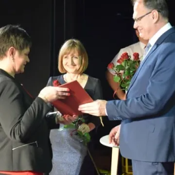 Prezydent nagrodził nauczycieli