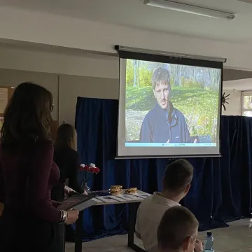 Edukacja obywatelska w „Mechaniku”. Dyskusje o czytelnictwie, stresie i uzależnieniach