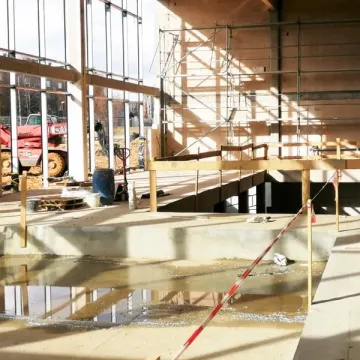 Budowa nowego basenu w Radomsku idzie pełną parą