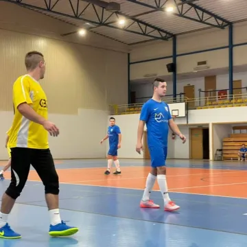 Grad goli w I kolejce Halowych Mistrzostw Radomska Piątek Piłkarskich