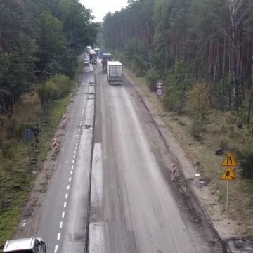 Piotrków Tryb.: frezarki na ul. Rakowskiej. Są duże utrudnienia