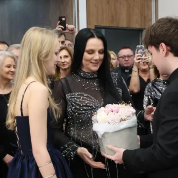 Studniówka I LO w Radomsku. Zaczęło się odliczanie do matury