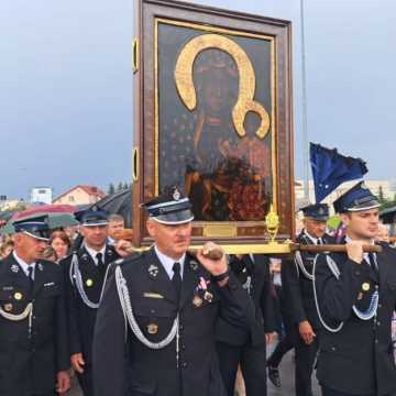 [WIDEO] Czarna Madonna nawiedziła parafię św. Klemensa w Lgocie Wielkiej