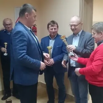 Zmierzyli się w szachy i warcaby