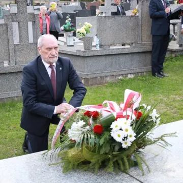 W Bąkowej Górze upamiętniono zamordowanych żołnierzy KWP