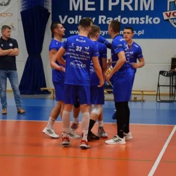 METPRIM Volley Radomsko gra i pomaga