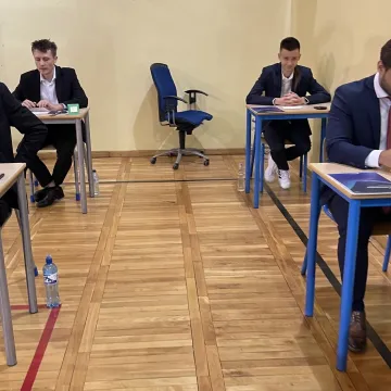Drugi dzień matury 2024. Dziś maturzyści mierzą się z matematyką