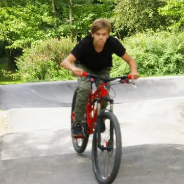 Pumptrack w Radomsku oficjalnie oddany do użytku