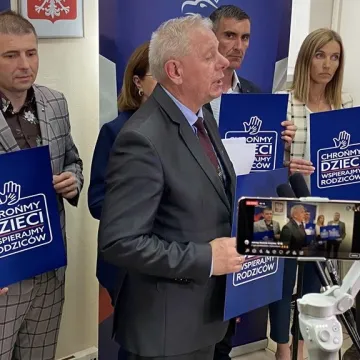 PiS: Trzeba ustrzec dzieci i młodzież przed seks-edukatorami. Ruszyła zbiórka podpisów