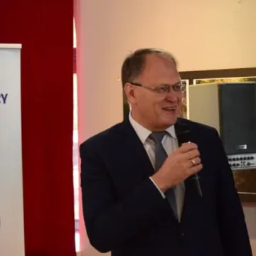 Kooperacja na rzecz potrzebujących 