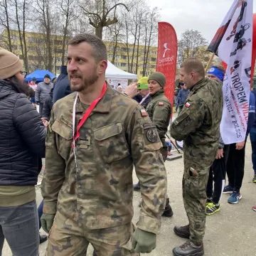[WIDEO] Radomsko uczciło Żołnierzy Wyklętych biegiem Tropem Wilczym