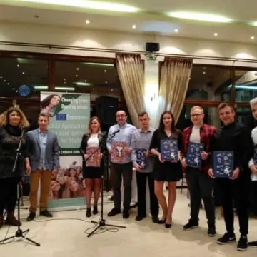 Grecka przygoda z aplikacjami mobilnymi