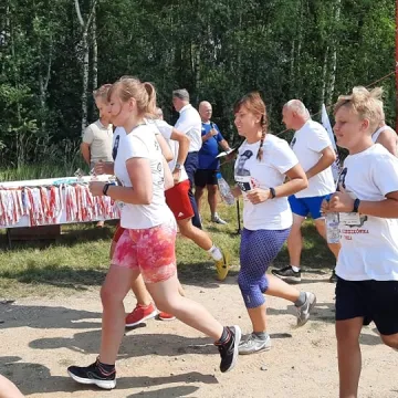 Tropem Wilczym. Bieg Pamięci Żołnierzy Wyklętych 2021 w Radomsku