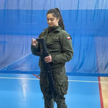 Uczniowie klas mundurowych z Radomska uczestniczyli w manewrach WOT