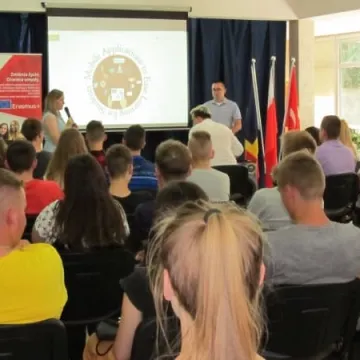 W „Mechaniku” podsumowano projekt „Mobile applications to ease learning for students